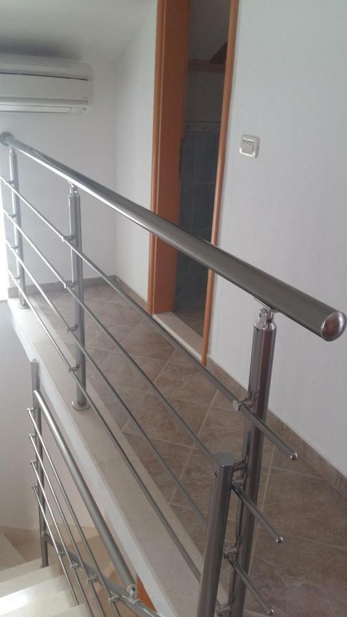 Ruzicin Dvor Apartment Povlja  Exterior photo